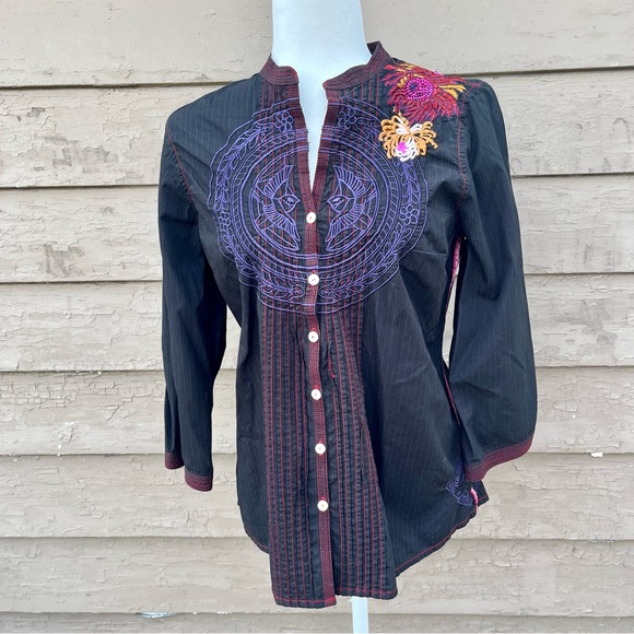 Johnny Was 3J Workshop embroidered top! - Picture 4 of 9